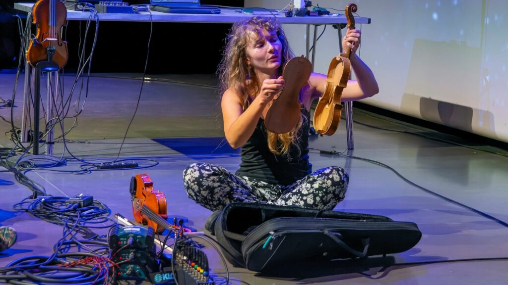 CRÉATION SONORE AUTOUR DU VIOLON